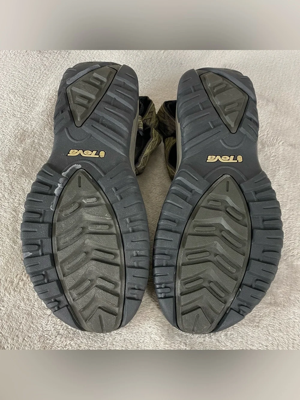 Teva Hurricane XLT Hiking Sandals Mens Size 12 Olive Green Black Strappy Water